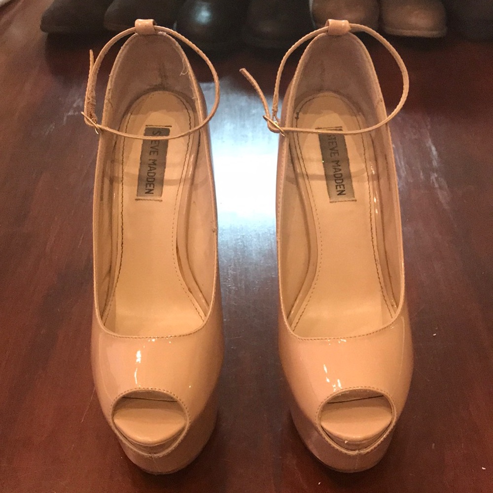 Steve Madden heels size 9